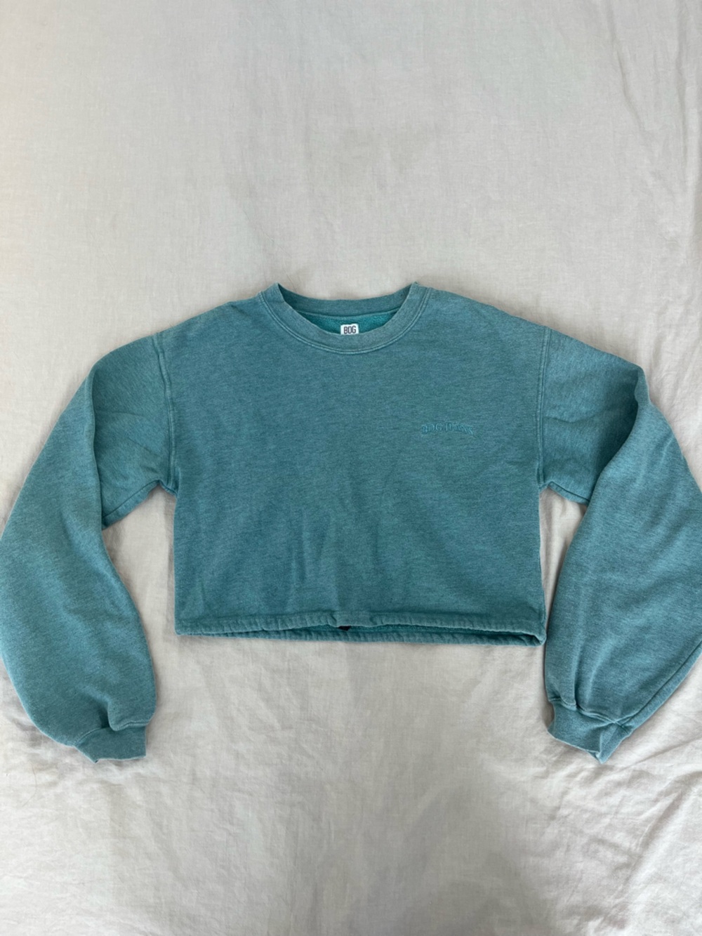 Urban Outfitters Cropped Crewneck Sweatshirt in Teal